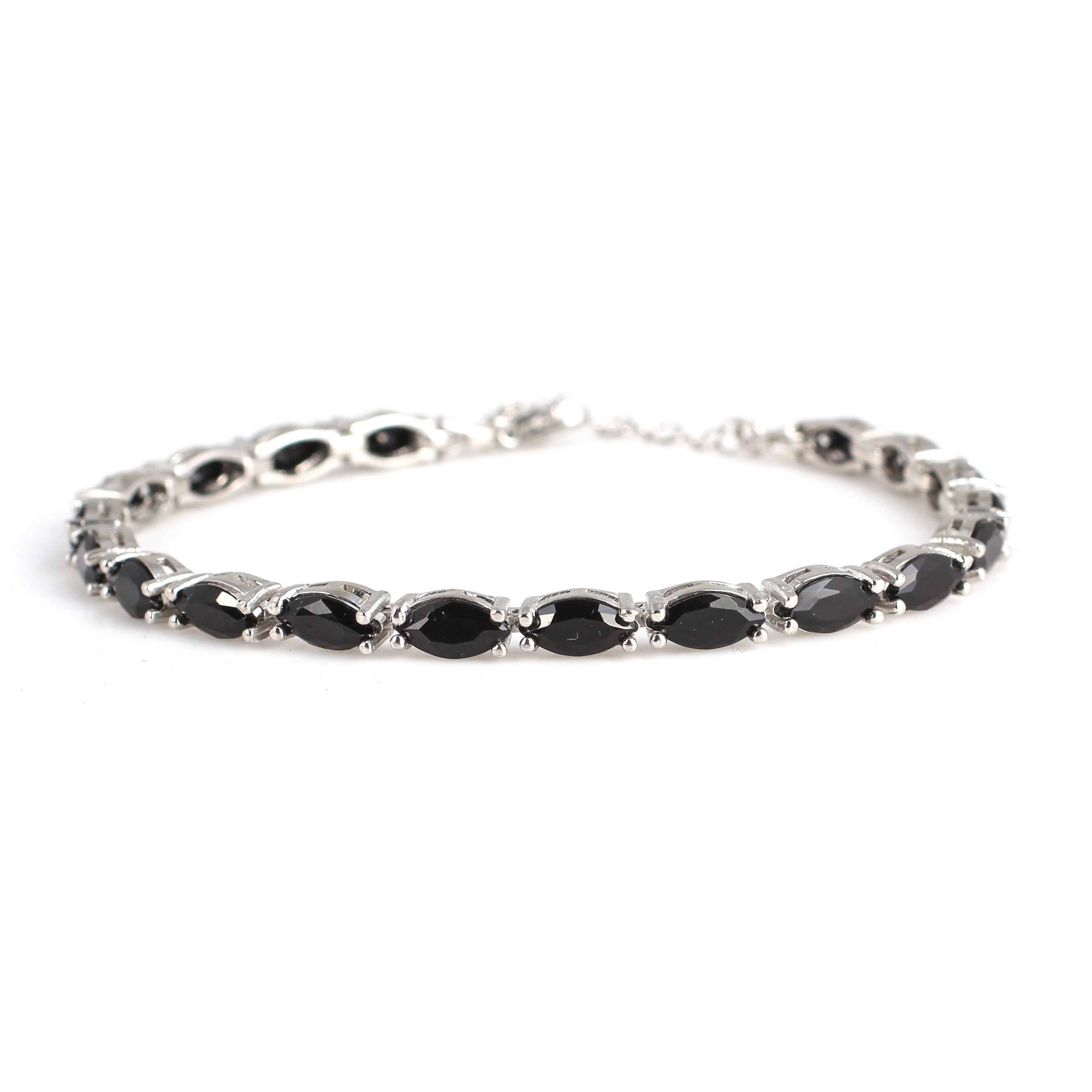 Ciara - Silver Bracelet inlaid with Onyx Stone